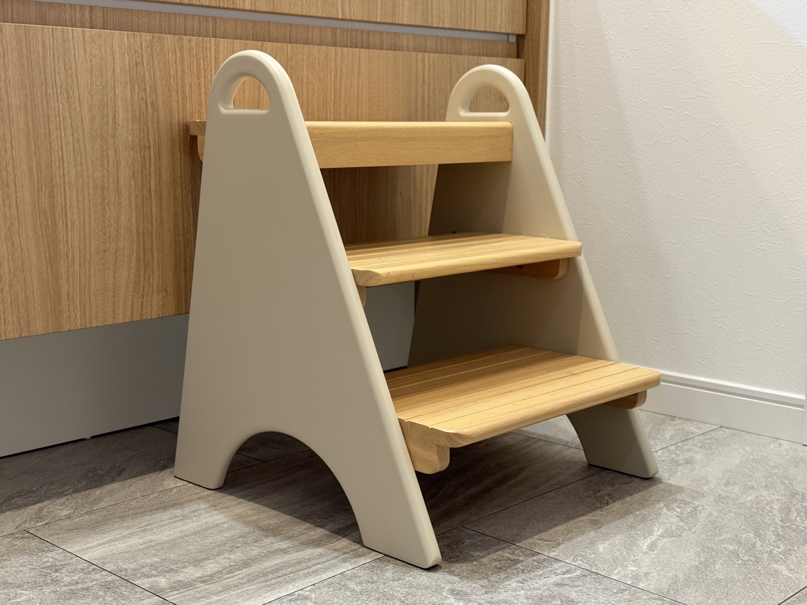 わが家の木製キッズステップ（踏み台）の全体像
